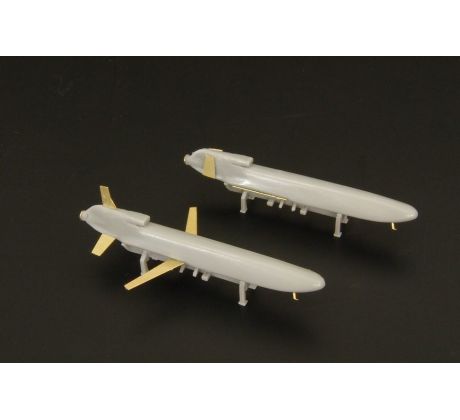 AGM-86 ALCM (two pieces)