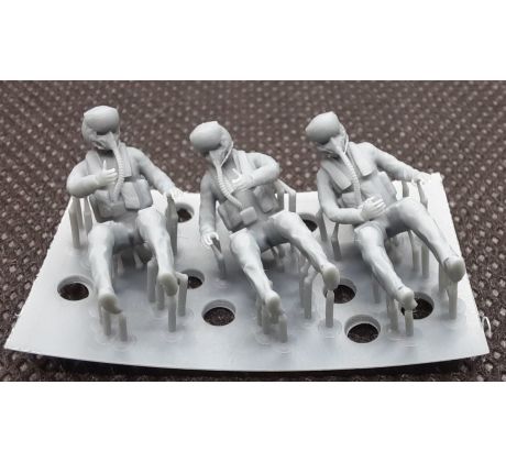 1/72 Pilots with JHMSC helmet MBU-14 mask