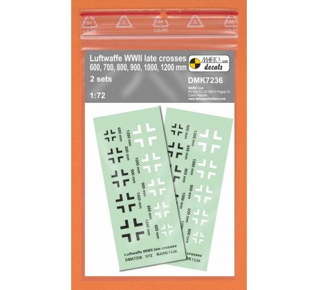 Luftwaffe Crosses (Balkenkreuz), late type – Black and White, 2 sets